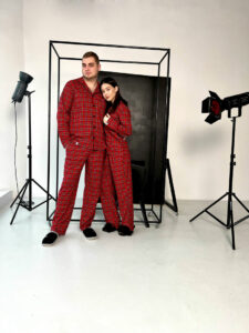 Парні піжами BO.Brand, комплект сорочки та штани у червону клітинку - Зображення 2