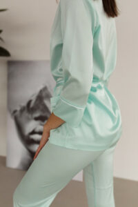 Жіноча шовкова піжама BO.Brand, сорочка та штани, колір синій - Зображення 6