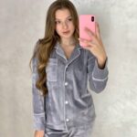 Тепла зимова велюрова жіноча піжама BO.Brand (на ґудзиках зі штанами, колір сірий) - Зображення 6