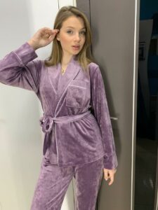Жіноча піжама велюрова з поясом BO.Brand (в комплекті зі штанами, колір бузковий) - Зображення 2