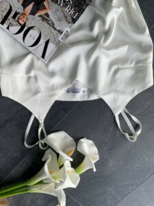 Шовкова майка жіноча BO.Brand колір чорний і білий - Зображення 7