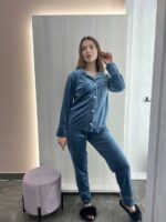 Жіноча піжама на ґудзиках зі штанами, колір синій - Зображення 7