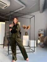 Велюрова жіноча піжама BO.Brand (кофта та штани, колір Хакі) - Зображення 6