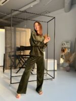 Велюрова жіноча піжама BO.Brand (кофта та штани, колір Хакі) - Зображення 2