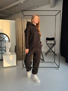 Жіночий спортивний костюм BO.Brand на флісі, чорний - Зображення 3