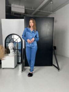 Жіноча піжама шовкова 3 в 1 BO.Brand (сорочка з довгим рукавом, штани та шорти) - Зображення 3