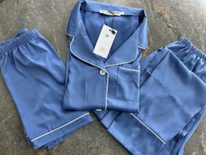 Жіноча піжама шовкова 3 в 1 BO.Brand (сорочка з довгим рукавом, штани та шорти) - Зображення 7