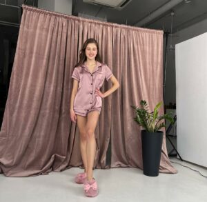 Шовкова жіноча піжама BO.Brand, сорочка та шорти, колір мокко - Зображення 5