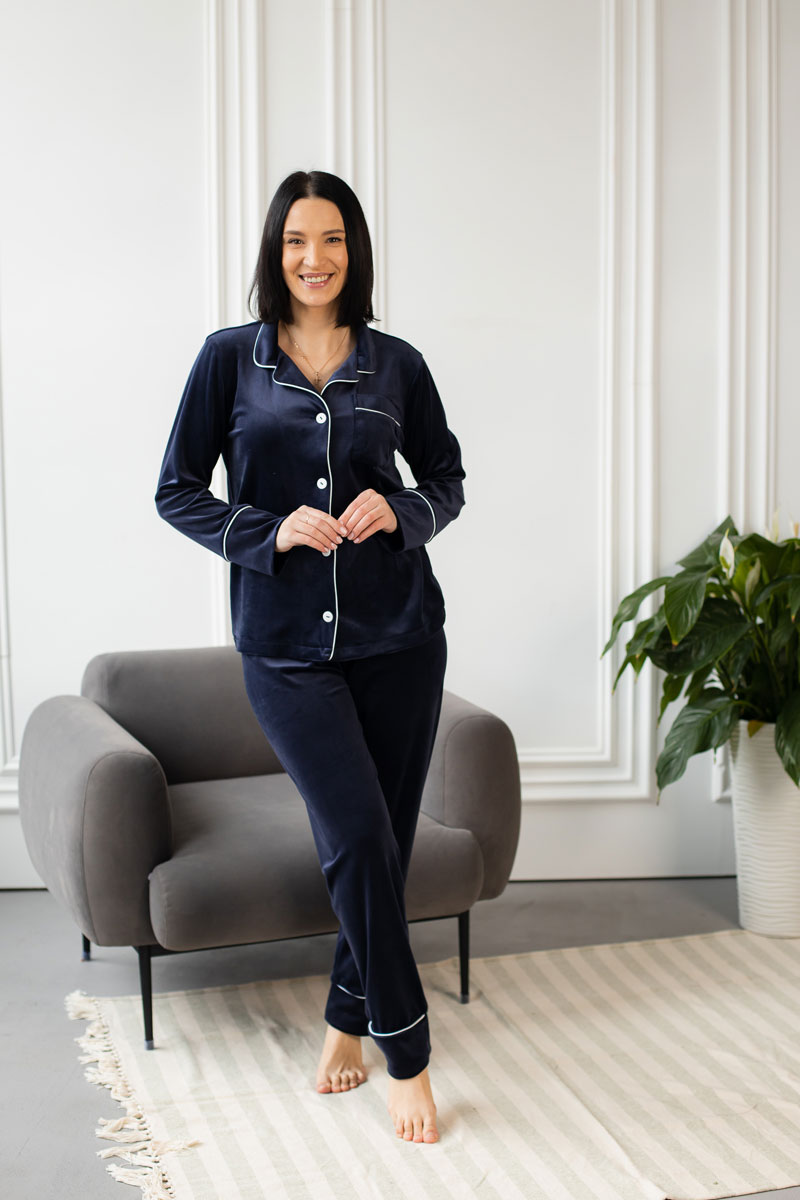 holovna-1 Жіноча велюрова піжама BO.Brand на ґудзиках та штани, колір синій - Зображення 1