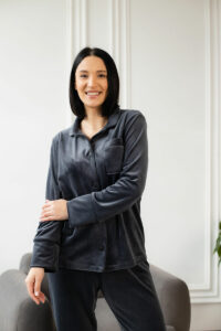 Жіноча велюрова піжама BO.Brand на ґудзиках та штани, колір графіт