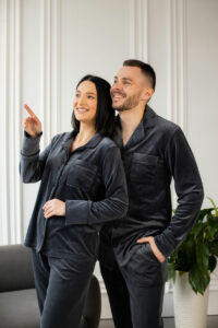 Парні піжами BO.Brand, сорочка та штани з кишенями, колір графіт - Зображення 4