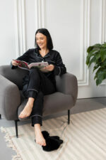 Піжама жіноча BO.Brand двійка велюрова, чорна - Зображення 4