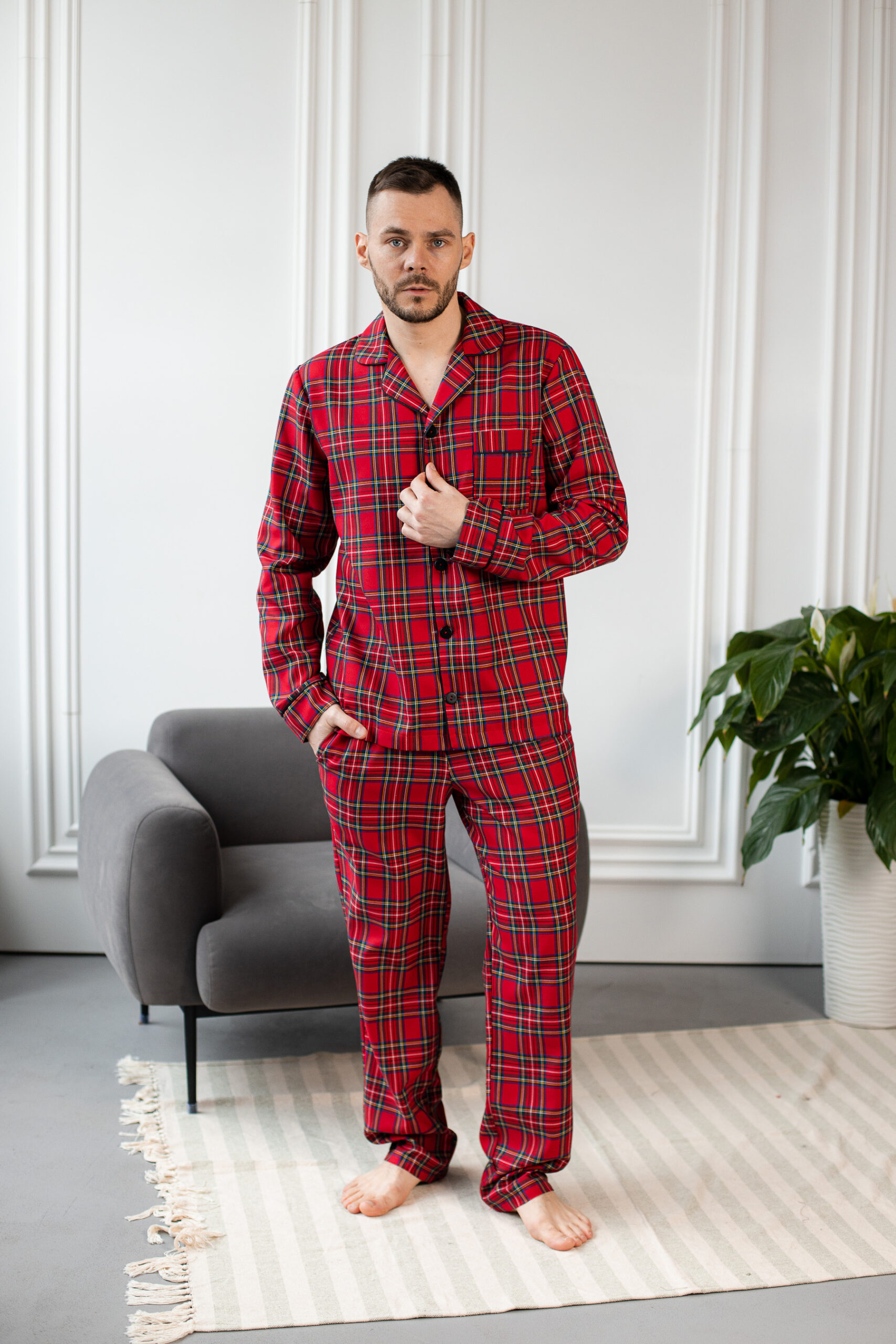 img_2756-scaled Чоловіча котонова піжама BO.Brand, колір червоний в клітинку - Зображення 1