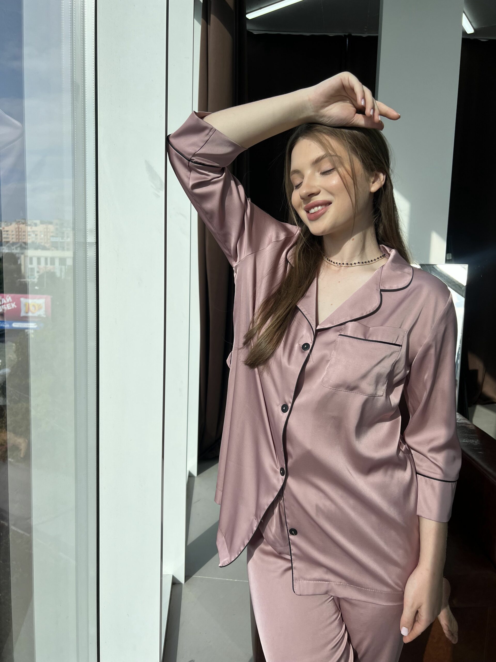 img_2922-scaled Піжама жіноча BO.Brand шовкова (із поясом та штанами) - Зображення 1