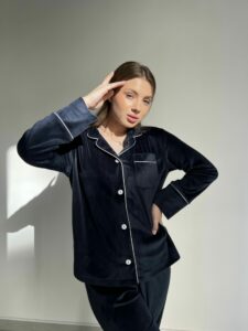 Жіноча велюрова піжама BO.Brand на ґудзиках та штани, колір синій - Зображення 14