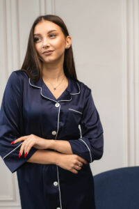 Жіноча шовкова піжама BO.Brand для дому, колір синій - Зображення 2