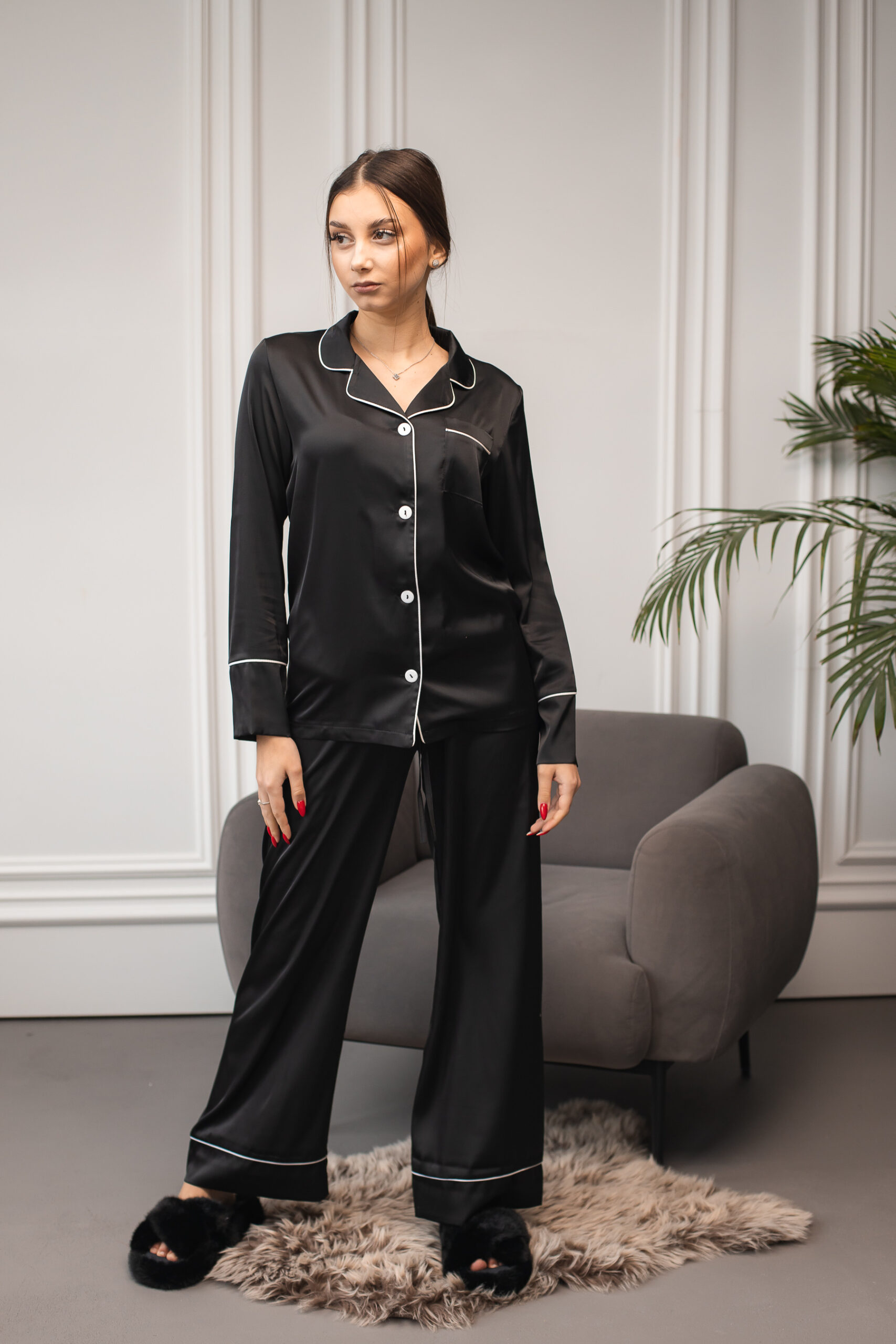 img_6043-scaled Жіноча піжама 2 в 1 BO.Brand, сорочка та штани, шовк, колір чорний - Зображення 1