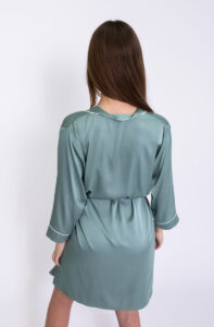Жіночий халат та сорочка BO.Brand шовкові в оливкому кольорі - Зображення 3