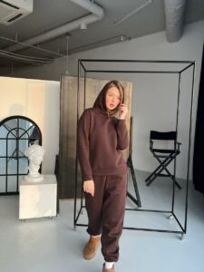 Жіночий спортивний костюм BO.Brand на флісі , колір графіт - Зображення 30