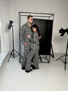 Парні піжами у сіру клітинку BO.Brand на бавовняній основі (сорочка та штани з кишенями) - Зображення 11