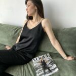 Шовкова майка жіноча BO.Brand колір чорний і білий