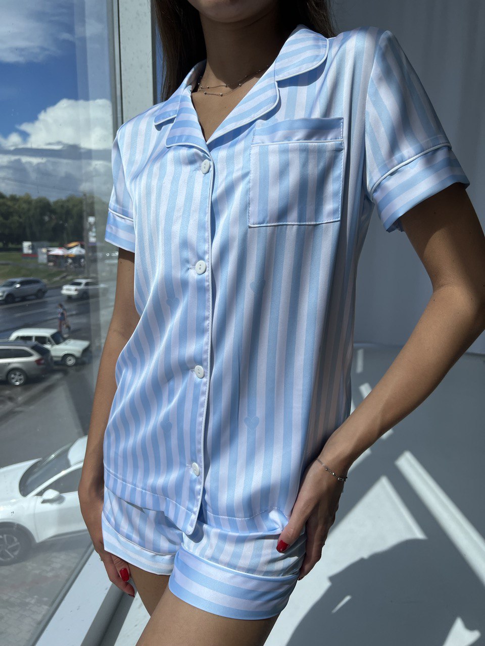 photo_5264732248597451395_y Піжама жіноча шовкова BO.Brand сорочка з шортами, блакитна смужка - Зображення 1