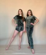 Піжама жіноча BO.Brand чорна велюрова 3 в 1 (футболка, шорти та штани) - Зображення 20